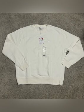 Nike Men’s Off White Crewneck Embroidered Logo Pullover Sweatshirt Size L